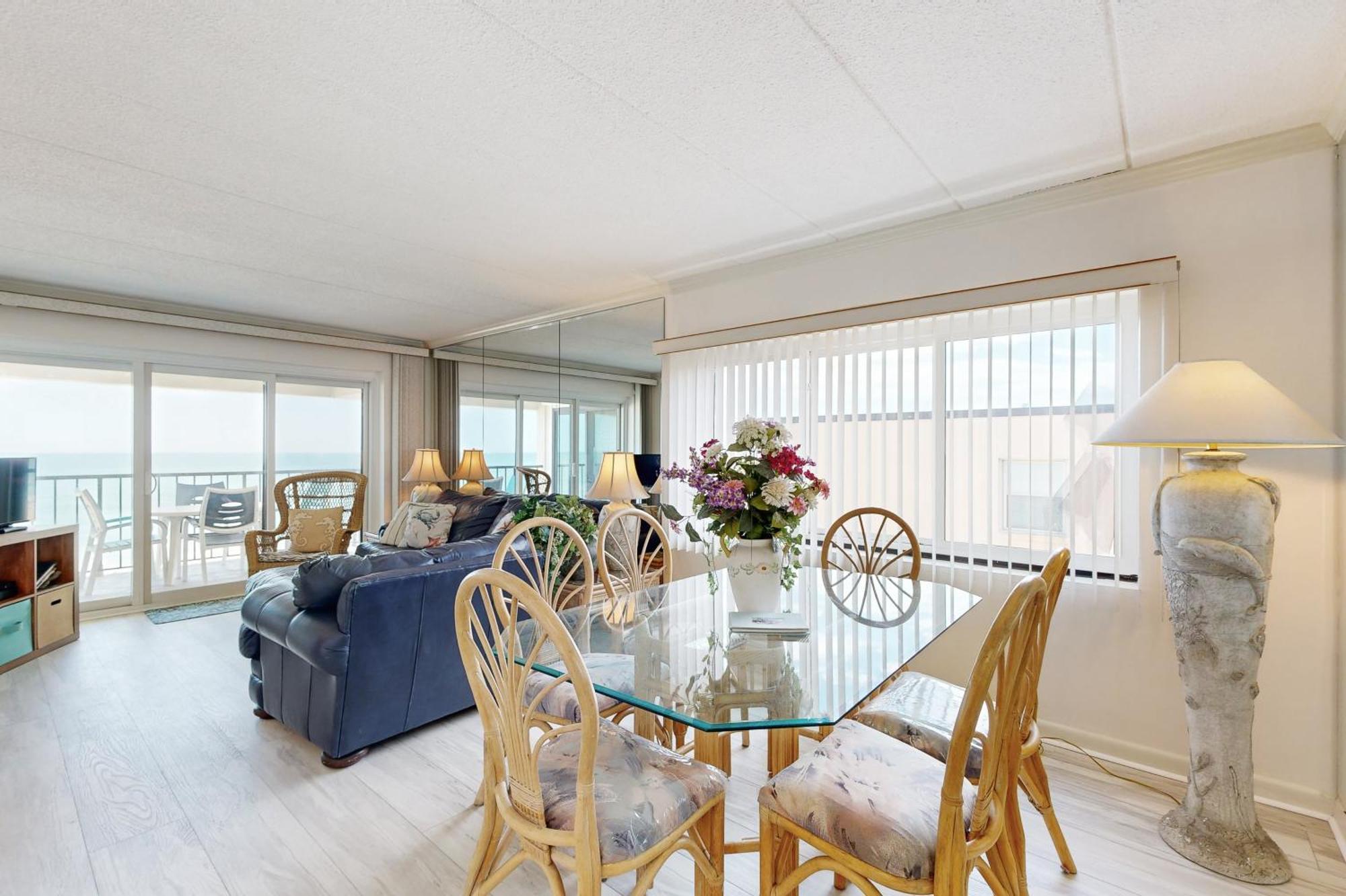 Waikiki Condos آوشين سيتي الغرفة الصورة